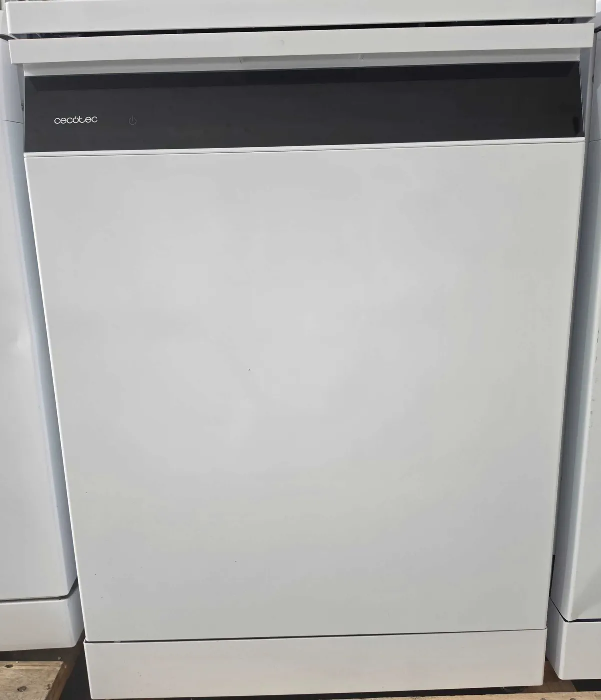 Cecotec